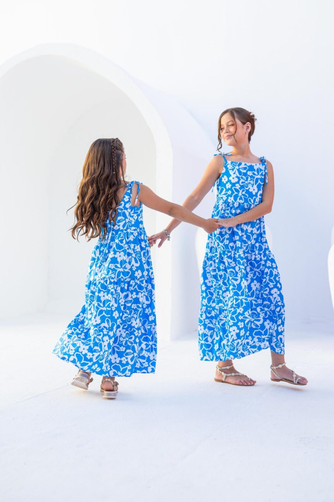 Vestido Longo Menina - Azul com Flores Brancas