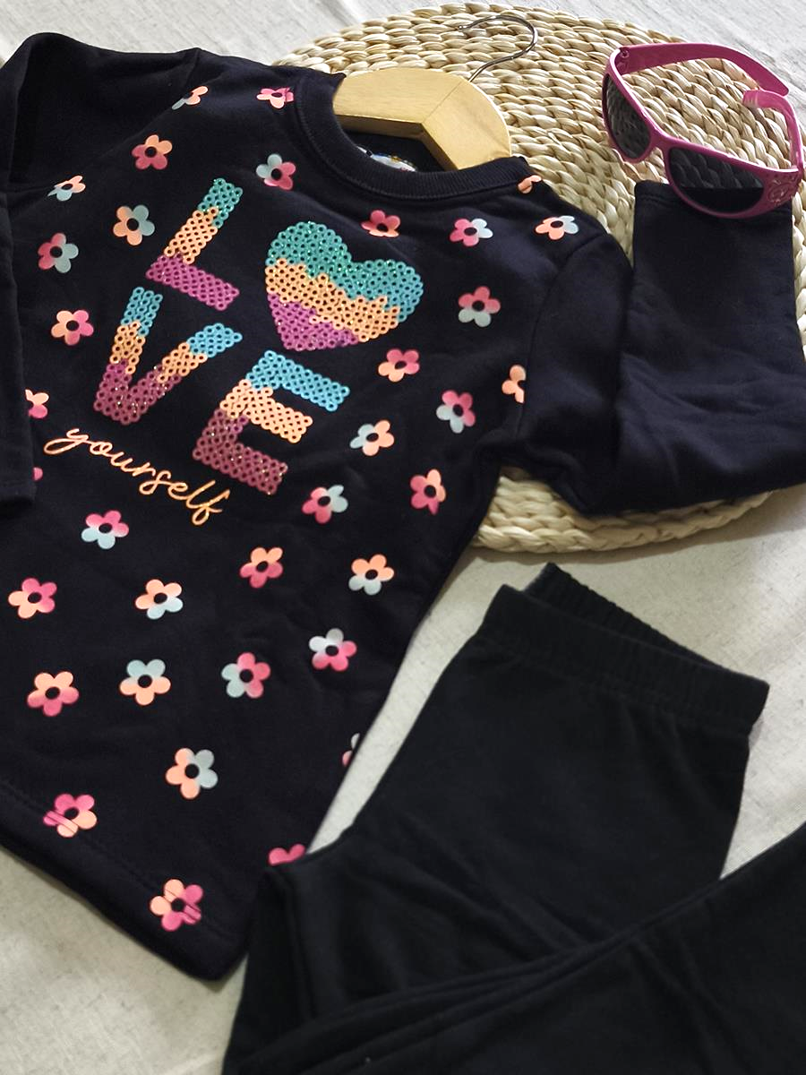 Conjunto blusão e calça legging love