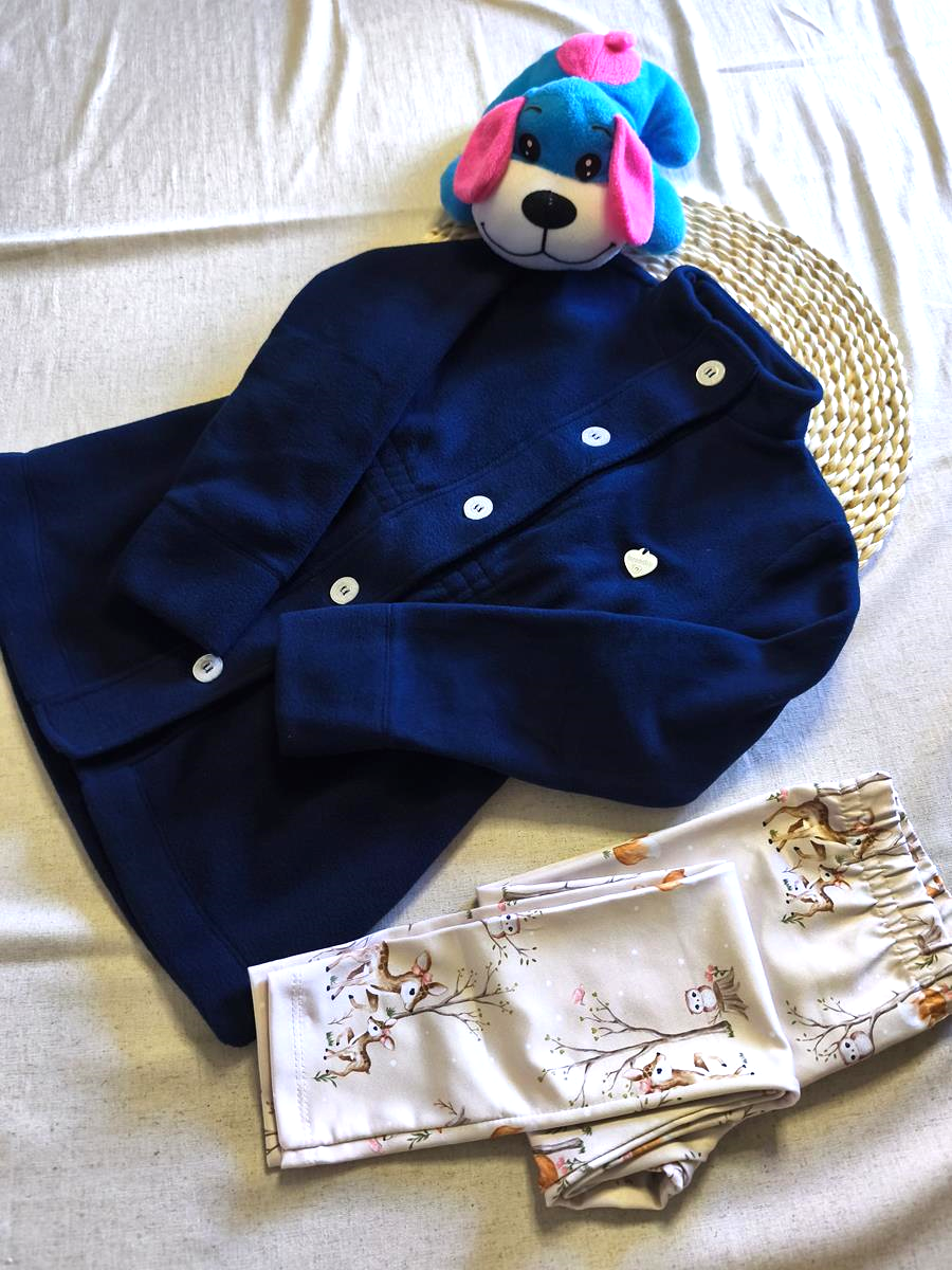 Conjunto casaco soft e calça legging estampada