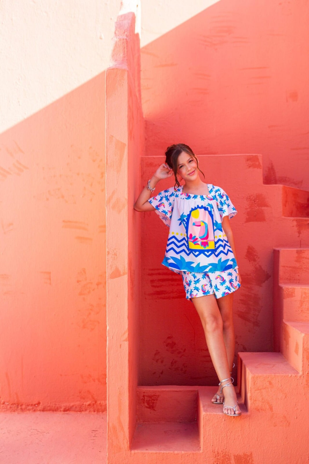 Conjunto Bata e Shorts- Azul Estampa Tucanos