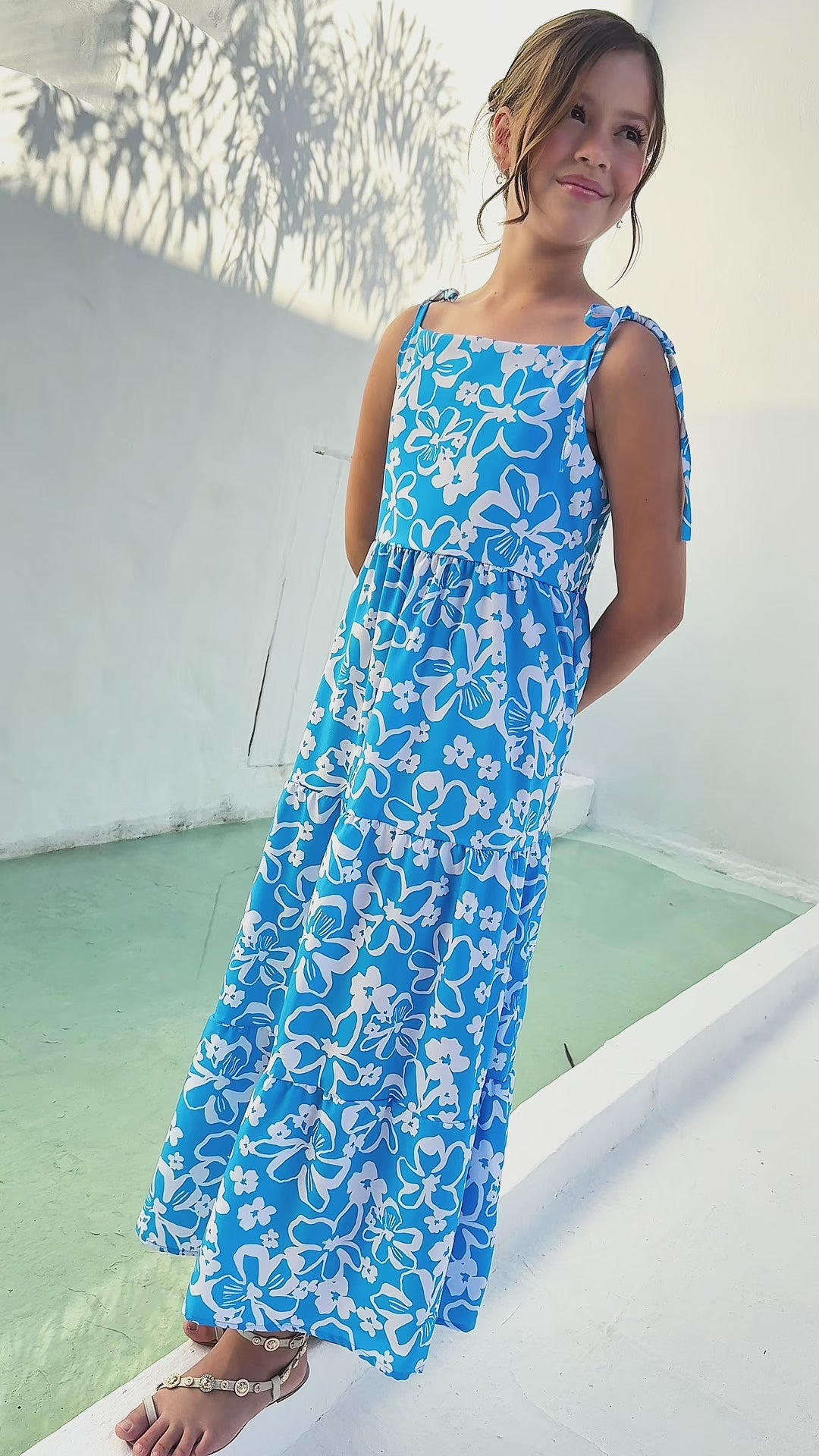 Vestido Longo Menina - Azul com Flores Brancas